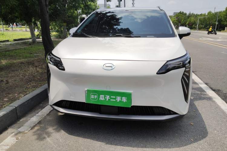 Used AION Y 2023 Plus 610 Enjoy Edition Front