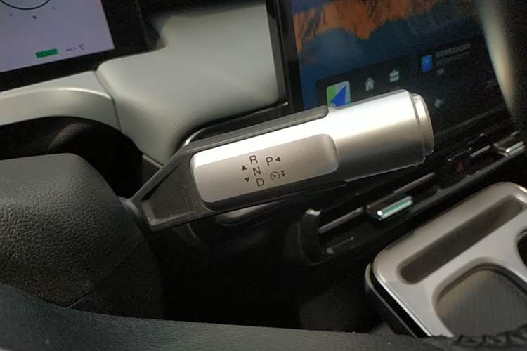 Used AION Y 2023 Younger Gear Lever
