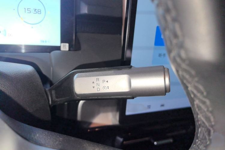 Used AION Y 2023 Plus 510 Enjoy Edition Gear Lever