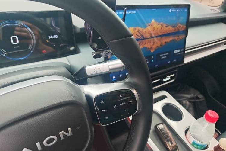 Used AION Y 2023 Plus 510 Smart Edition Gear Lever