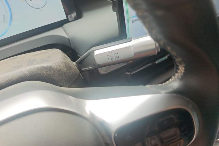 Used AION Y 2023 Plus 510 Enjoy Edition Gear Lever