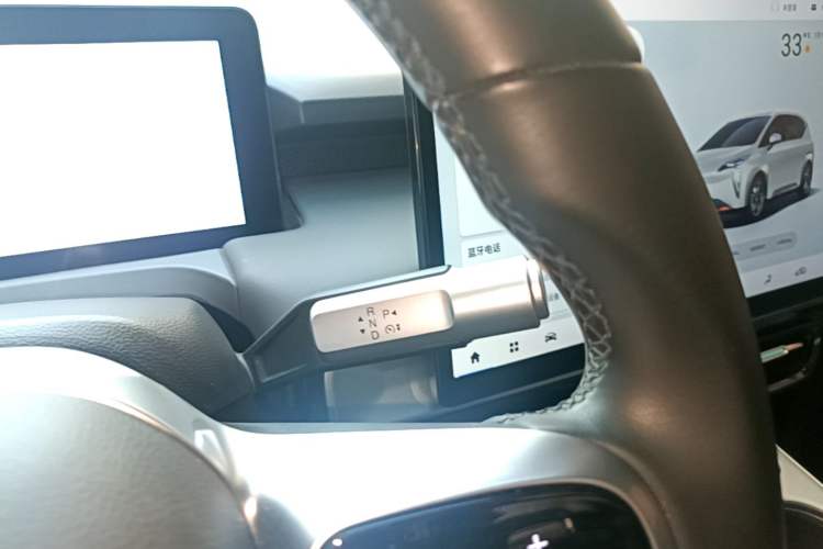 Used AION Y 2023 Plus 510 Smart Edition Gear Lever