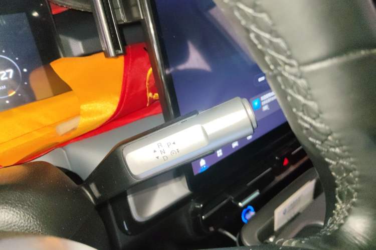 Used AION Y 2023 Plus 610 Enjoyment Edition Ternary Lithium Gear Lever