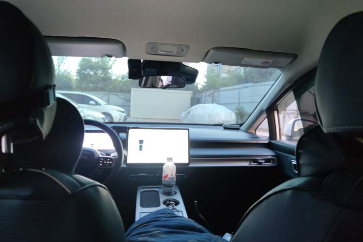 Used AION Y 2023 Plus 610 Enjoy Edition Headliner