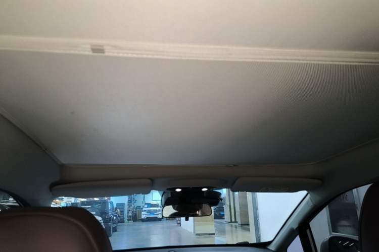 Used AION Y 2023 Plus 510 Smart Edition Headliner