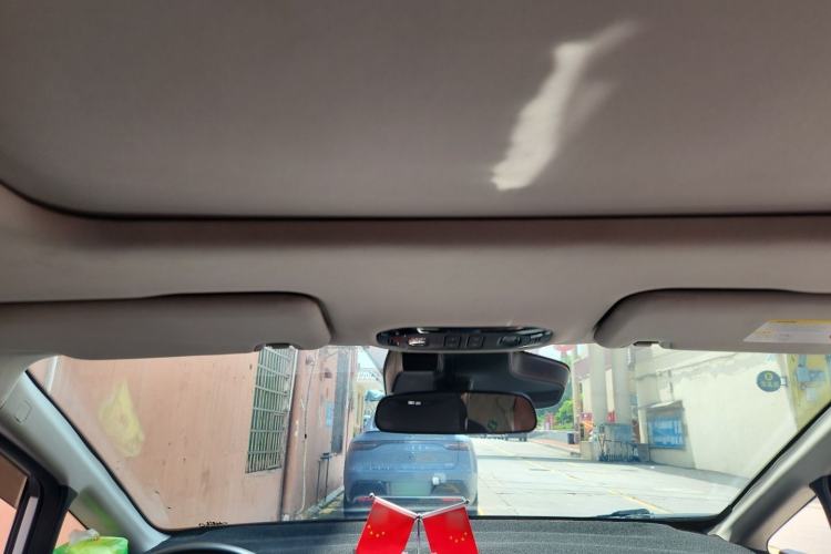 Used AION Y 2023 Plus 510 Smart Edition Headliner