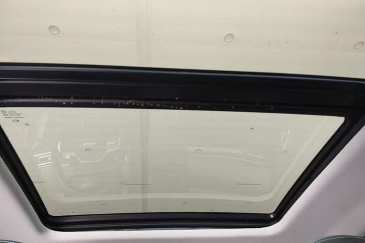 Used AION Y 2023 Plus 510 Smart Edition Headliner