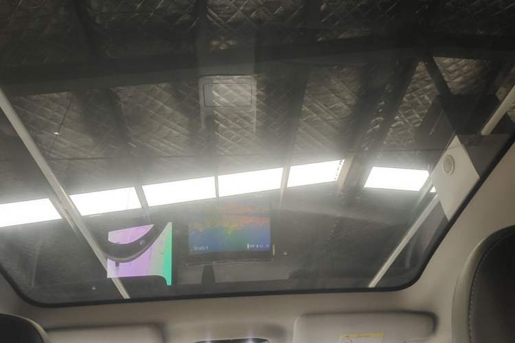 Used AION Y 2023 Plus 510 Smart Edition Headliner