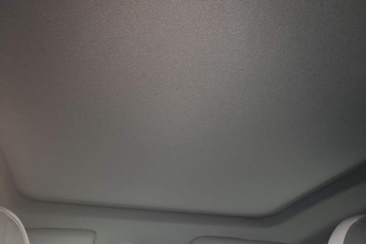 Used AION Y 2023 Plus 510 Tech Edition Headliner