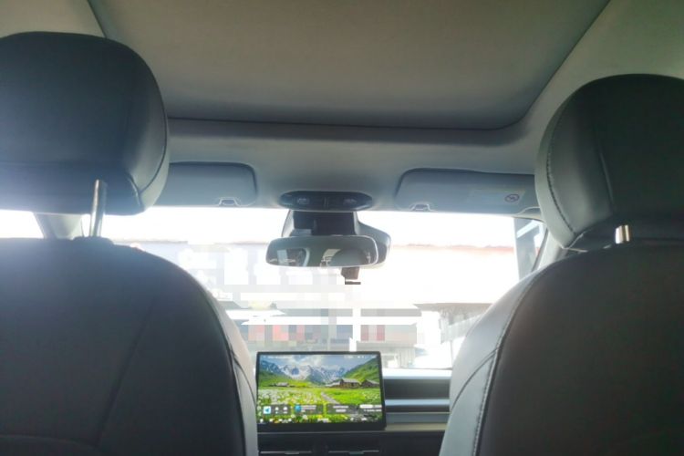 Used AION Y 2023 Plus 510 Smart Edition Headliner