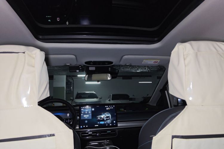 Used AION Y 2023 Plus 510 Smart Edition Headliner