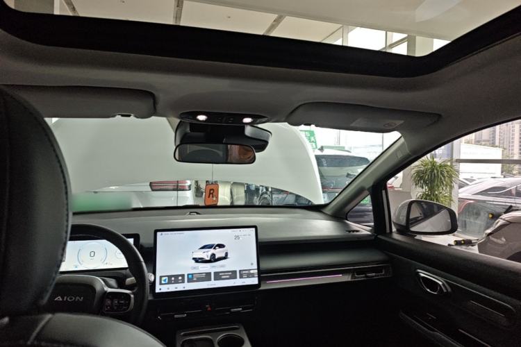 Used AION Y 2023 Plus 610 Smart Edition Ternary Lithium Headliner