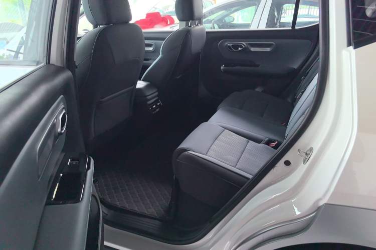 Used AION Y 2023 Plus 510 Enjoy Edition Interior 1