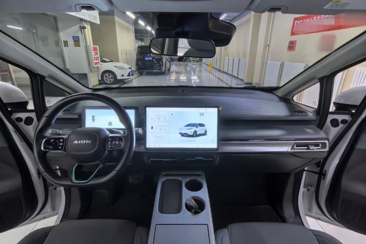 Used AION Y 2023 Plus 510 Enjoy Edition Interior 1