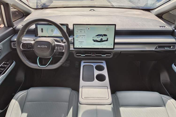 Used AION Y 2023 Younger Star Edition Interior 1