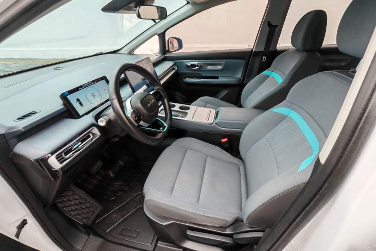 Used AION Y 2023 Plus 510 Enjoy Edition Interior 1