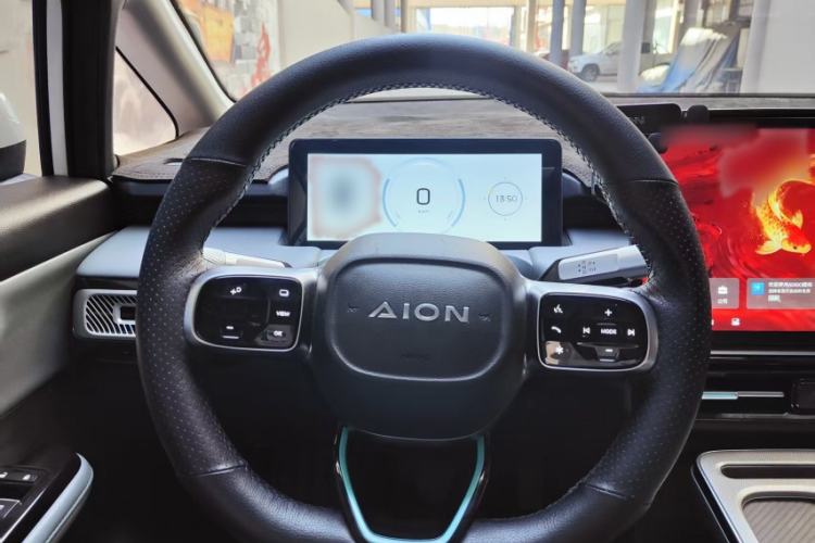 Used AION Y 2023 Younger Interior 1