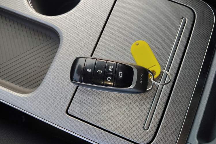 Used AION Y 2023 Younger Interior 1
