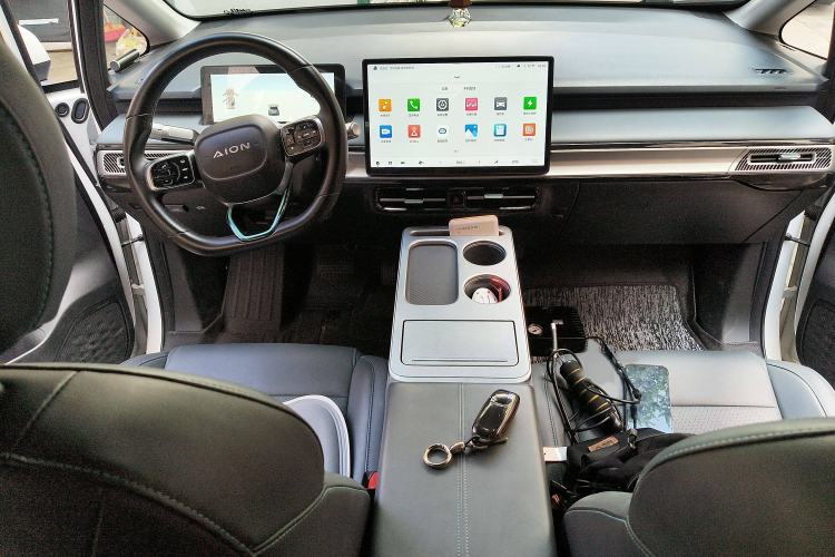 Used AION Y 2023 Younger Star Edition Interior 2