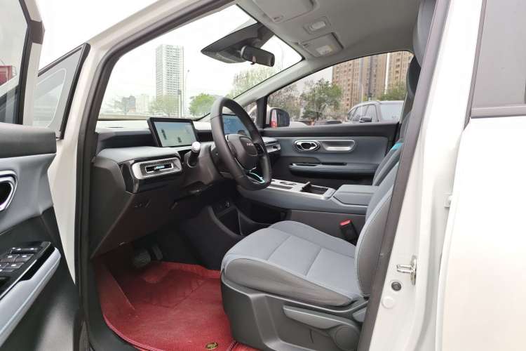 Used AION Y 2023 Plus 510 Enjoy Edition Interior 2