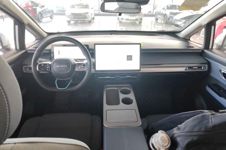 Used AION Y 2023 Plus 510 Enjoy Edition Interior 2