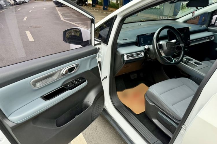 Used AION Y 2023 Plus 510 Enjoy Edition Interior 2