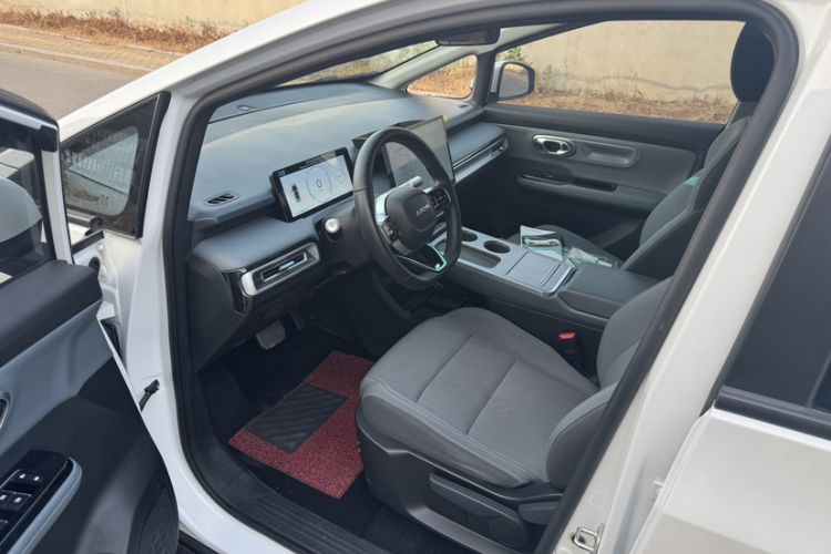 Used AION Y 2023 Plus 510 Enjoy Edition Interior 2