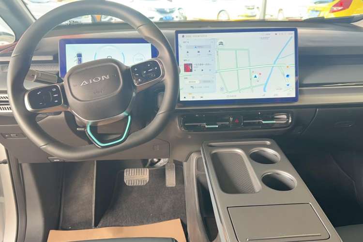 Used AION Y 2023 Younger Star Edition Interior 3