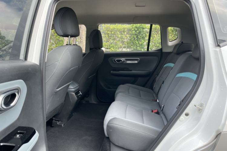 Used AION Y 2023 Plus 510 Enjoy Edition Interior 3