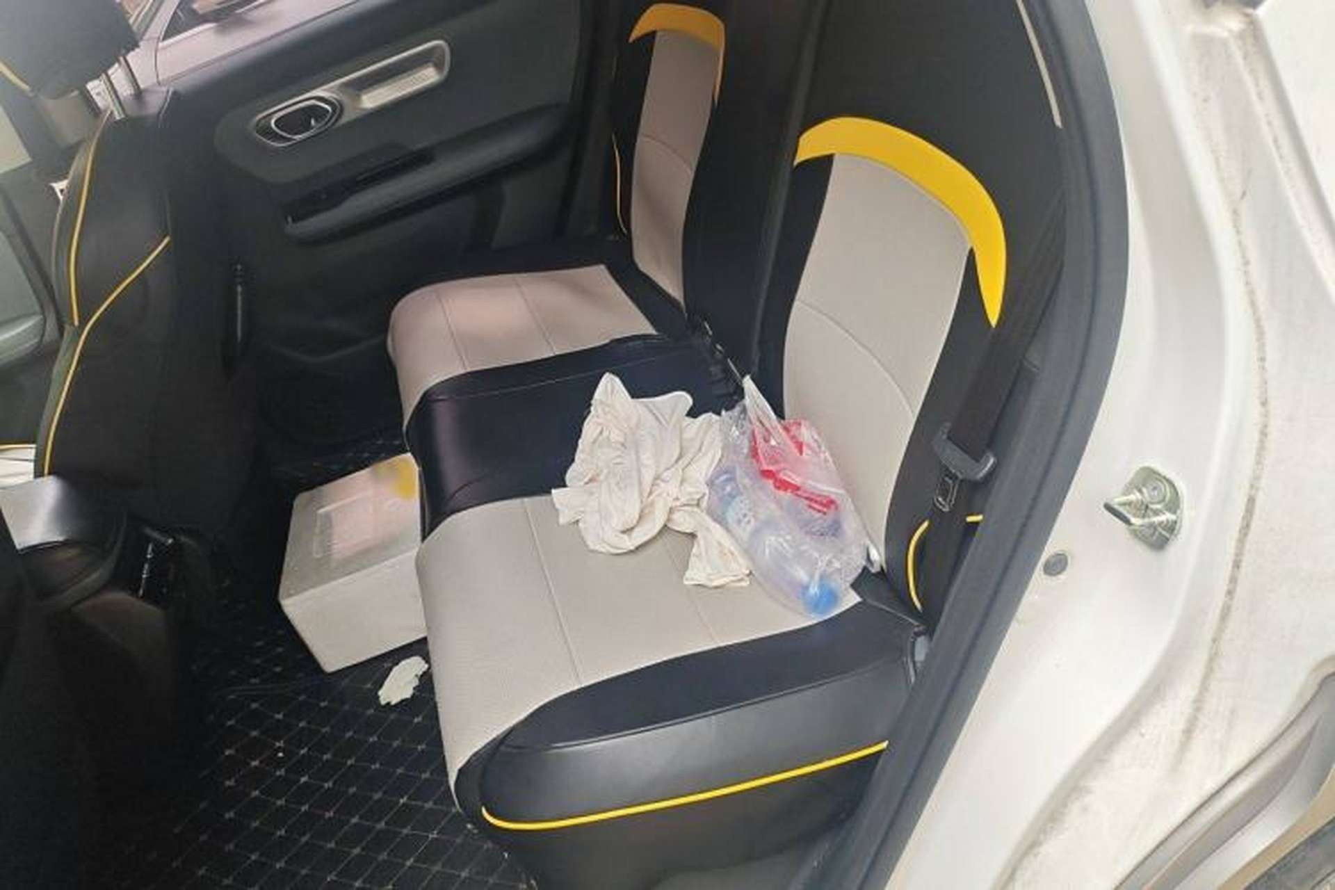 Used AION Y 2023 Plus 510 Enjoy Edition Interior 4