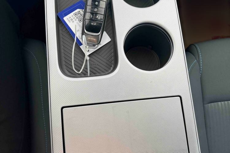 Used AION Y 2023 Younger Interior 5