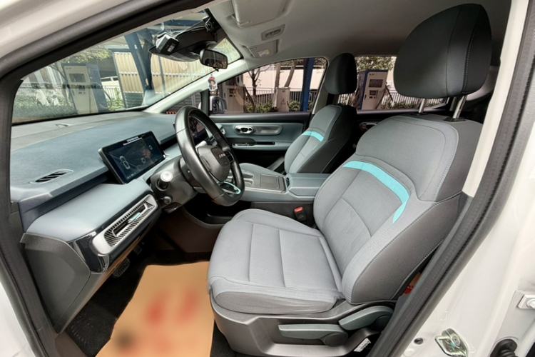 Used AION Y 2023 Plus 510 Enjoy Edition Interior 5