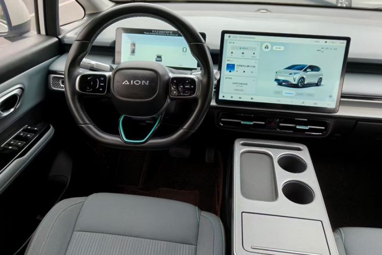 Used AION Y 2023 Younger Star Edition Interior 6