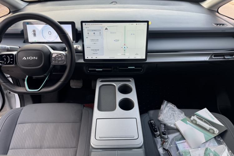 Used AION Y 2023 Plus 510 Enjoy Edition Interior 6