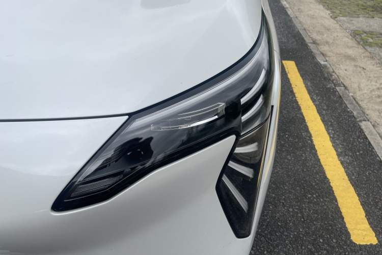 Used AION Y 2023 Plus 510 Smart Edition Left Front Headlight
