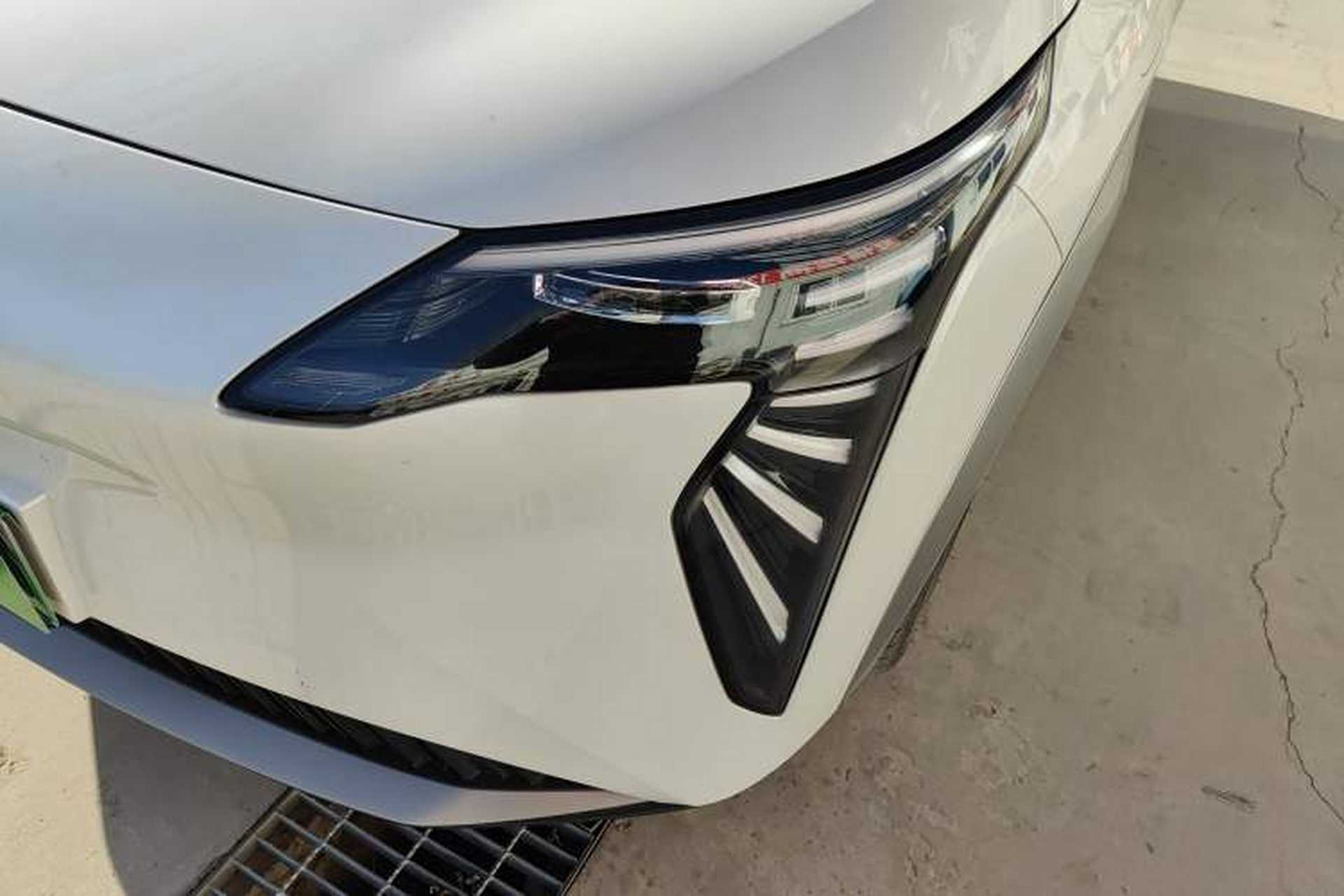 Used AION Y 2023 Younger Star Edition Left Front Headlight