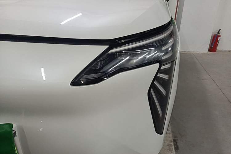 Used AION Y 2023 Younger Star Edition Left Front Headlight