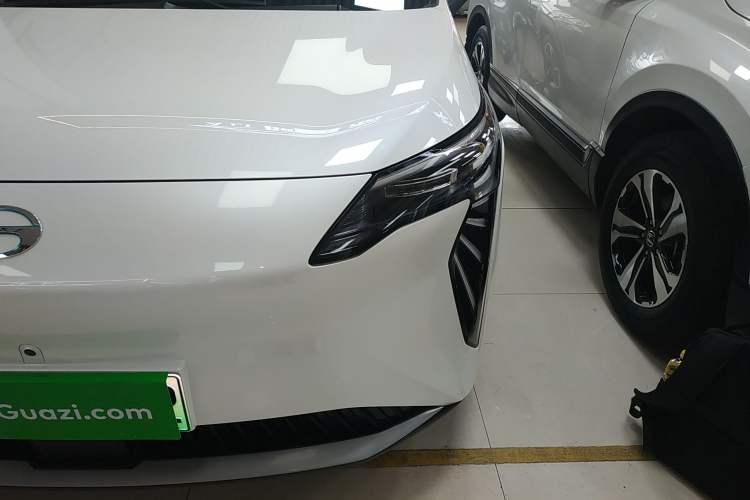 Used AION Y 2023 Younger Star Edition Left Front Headlight