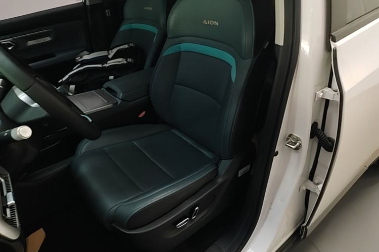 Used AION Y 2023 Plus 510 Smart Edition Left Front Seat