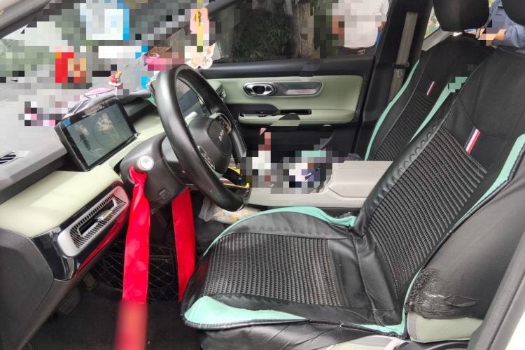 Used AION Y 2023 Plus 510 Enjoy Edition Left Front Seat