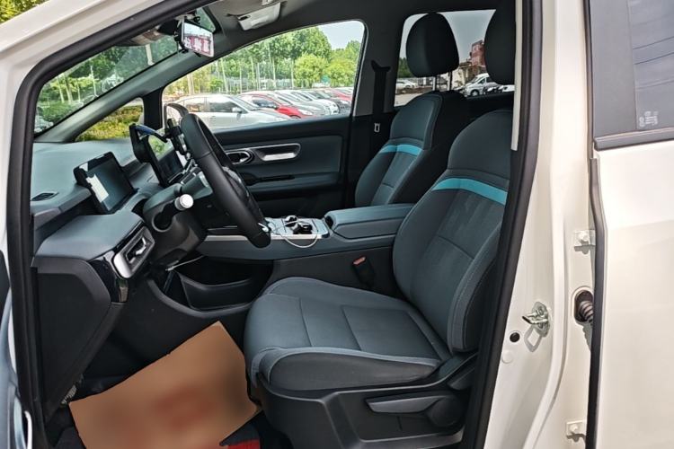 Used AION Y 2023 Plus 510 Enjoy Edition Left Front Seat