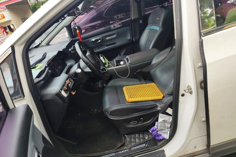 Used AION Y 2023 Plus 510 Smart Edition Left Front Seat