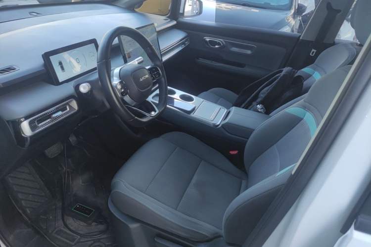 Used AION Y 2023 Plus 510 Enjoy Edition Left Front Seat