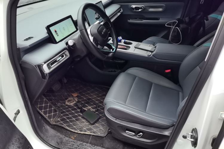 Used AION Y 2023 Younger Star Edition Left Front Seat