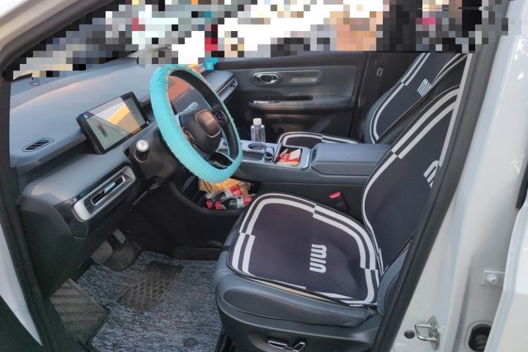 Used AION Y 2023 Plus 510 Smart Edition Left Front Seat