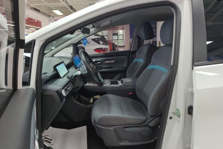 Used AION Y 2023 Younger Left Front Seat