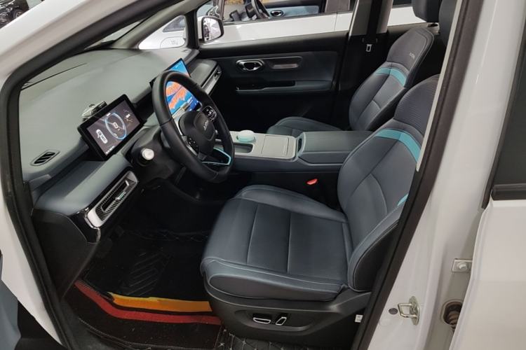 Used AION Y 2023 Plus 510 Smart Edition Left Front Seat