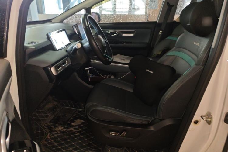 Used AION Y 2023 Plus 510 Smart Edition Left Front Seat