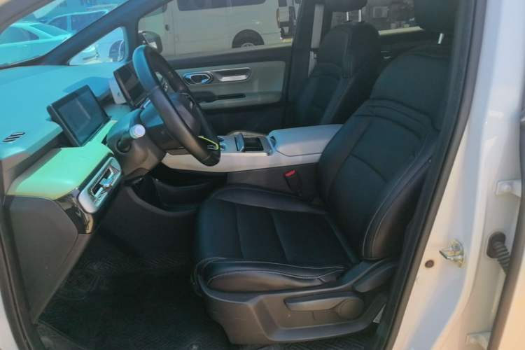 Used AION Y 2023 Plus 510 Enjoy Edition Left Front Seat