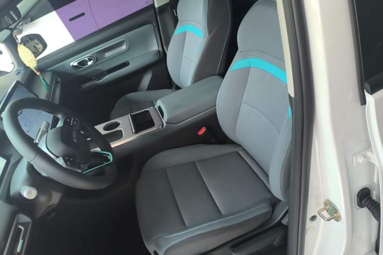 Used AION Y 2023 Plus 510 Enjoy Edition Left Front Seat